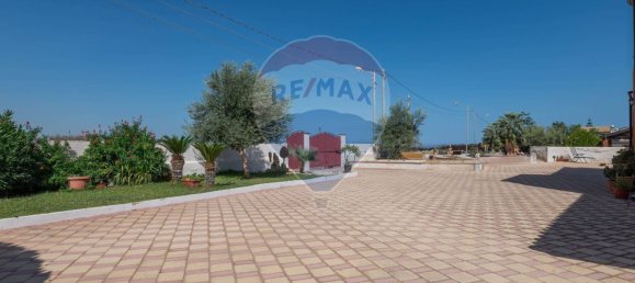 Villa de 4 dormitorios en Melilli, Italy No. 79790 20