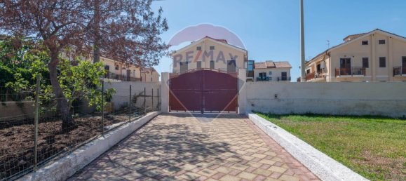 Villa de 4 dormitorios en Melilli, Italy No. 79790 22