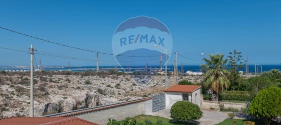 Villa de 4 dormitorios en Melilli, Italy No. 79790 30