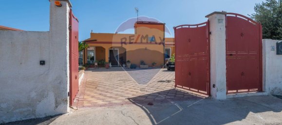 Villa de 4 dormitorios en Melilli, Italy No. 79790 34