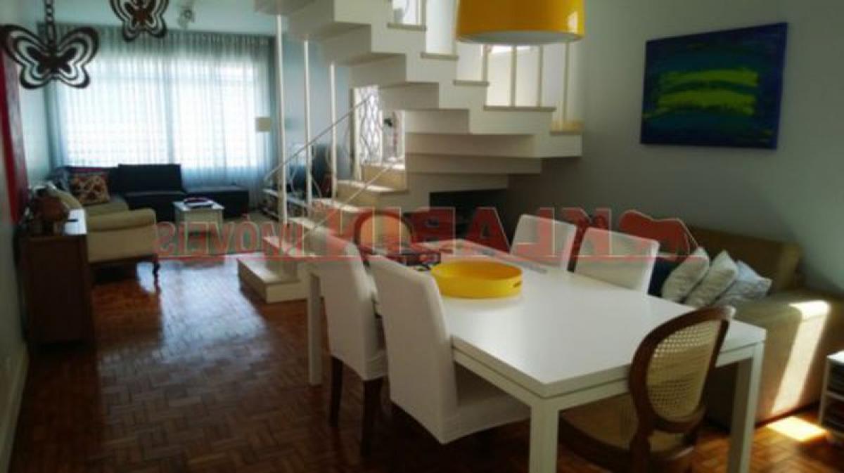 Casa de 3 dormitorios en Sao Paulo, Brazil No. 558736