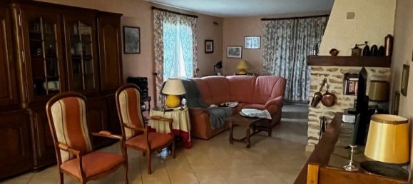 Casa de 3 dormitorios en Sainville, France No. 78599 5