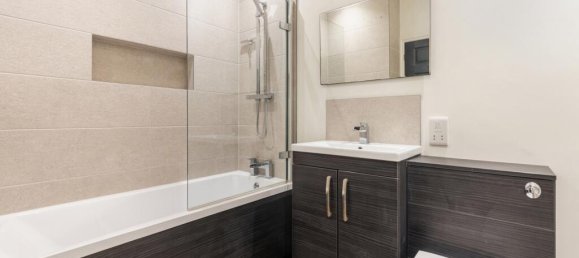 3 Schlafzimmer Wohnung in Paignton, United Kingdom, Nr. 13735 9