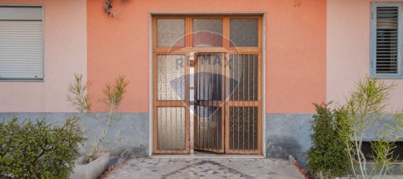 4 rooms Apartment in Catania, Italy No. 273931 5