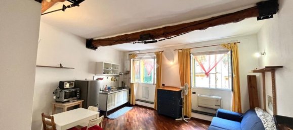 Studio in Genoa, Italy, Nr. 267925 17