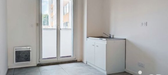 2 bedrooms Apartment in Toulon, France No. 313034 6