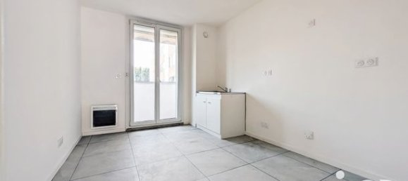 2 bedrooms Apartment in Toulon, France No. 313034 5