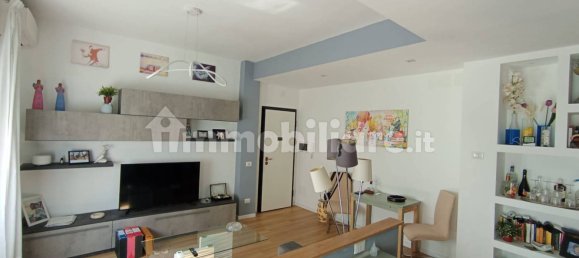 1 bedroom Apartment in Rome, Italy No. 375319 11