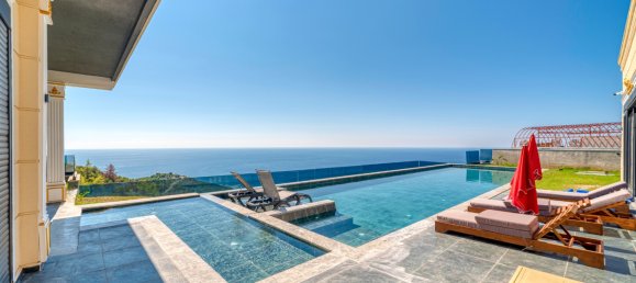 Villa 10+1 in Kargicak, Turkey No. 14040 9