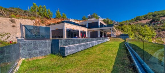 Villa 10+1 in Kargicak, Turkey No. 14040 5