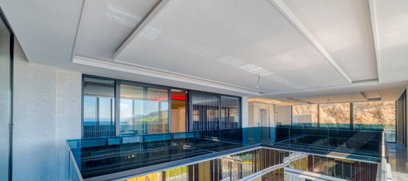 Villa 10+1 in Kargicak, Turkey No. 14040 21