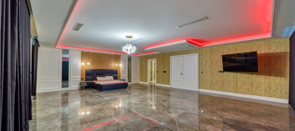 Villa 10+1 in Kargicak, Turkey No. 14040 24