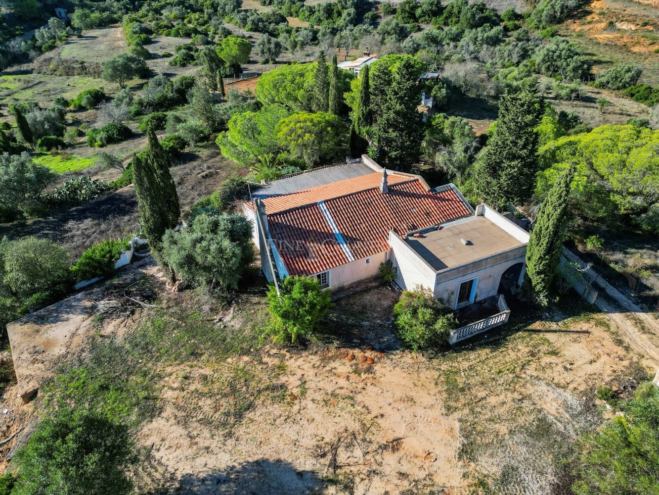 300m² Land in Lagoa, Portugal No. 316898