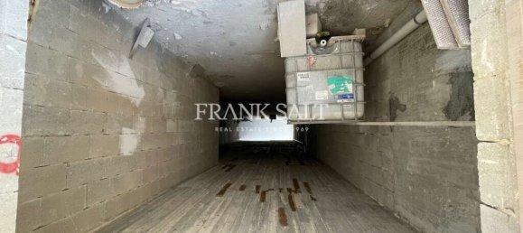 Shop in Saint Paul's Bay, Malta No. 13212 2