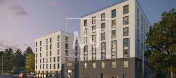 Studio in Angers, France No. 277080 2