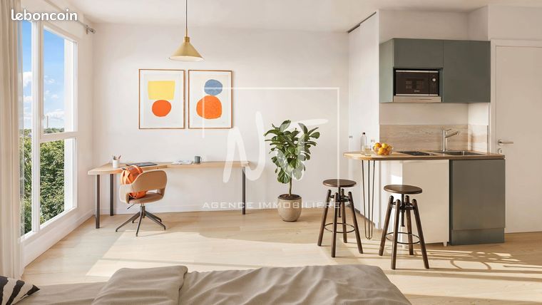 Studio in Angers, France No. 277080