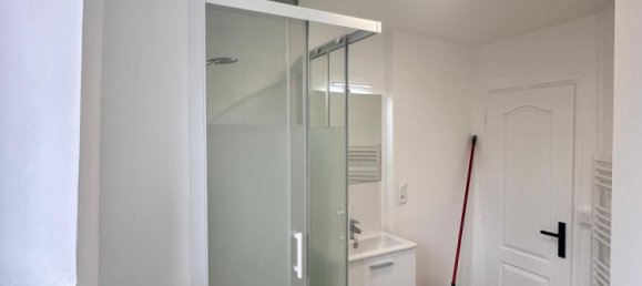 2 chambres Appartement à Orléans, France No. 90117 7