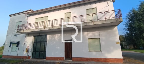  Warehouse in Faenza, Italy No. 364082 10