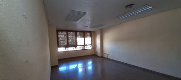 182m² Commercial property in Ontinyent, Spain No. 140165 9
