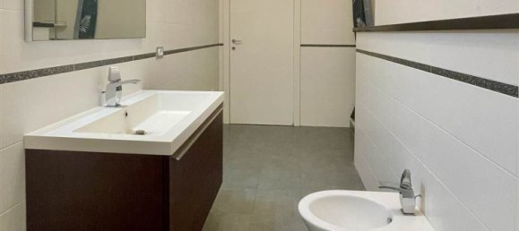 3-Zimmer Wohnung in Mantua, Italy, Nr. 250239 27