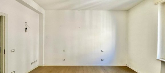 3-Zimmer Wohnung in Mantua, Italy, Nr. 250239 30