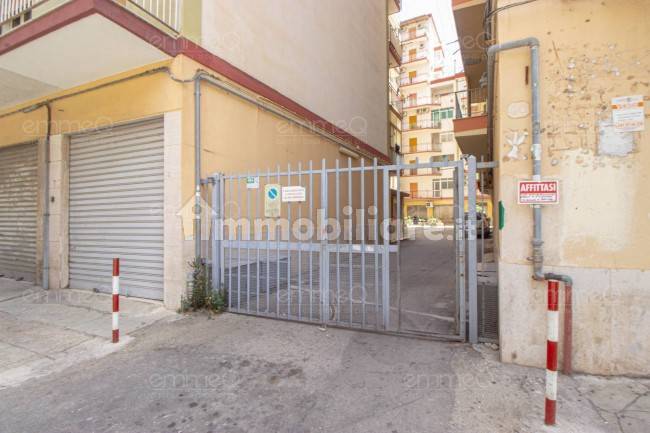 Apartamento de 2 dormitorios en Palermo, Italy No. 324896
