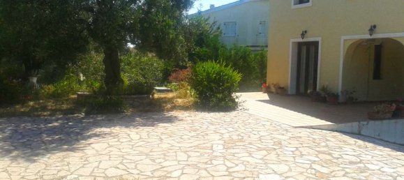 3 bedrooms Commercial property in Zakynthos, Greece No. 573 3