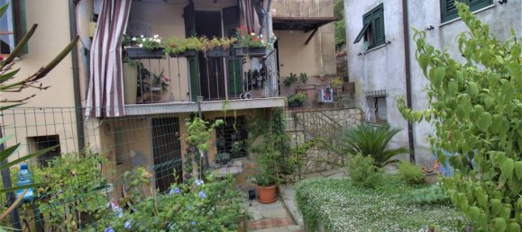 6 rooms Villa in Aulla, Italy No. 134097 11