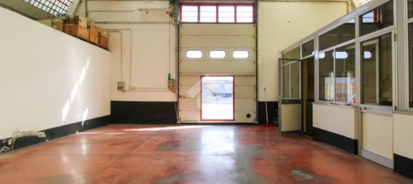 1-salle Entrepôt à Verdellino, Italy No. 52646 17