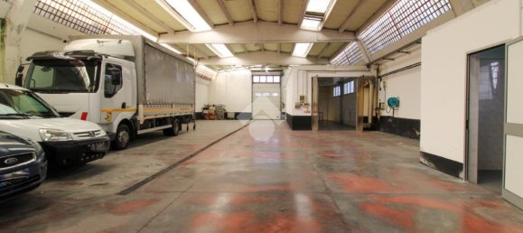 1-salle Entrepôt à Verdellino, Italy No. 52646 5