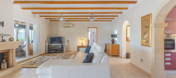 Вилла с 3 спальнями в Аликанте, Испания № 190474 10