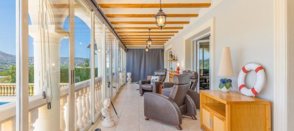 Вилла с 3 спальнями в Аликанте, Испания № 190474 12