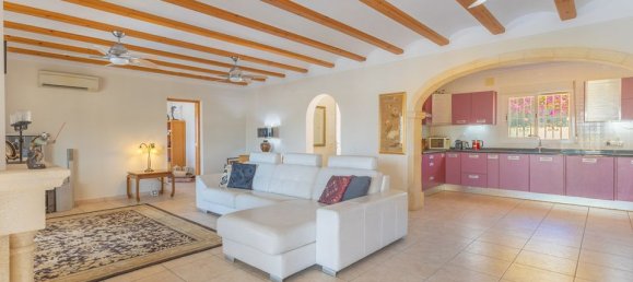 Вилла с 3 спальнями в Аликанте, Испания № 190474 4