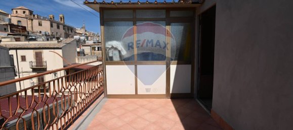 4 bedrooms House in Caltagirone, Italy No. 215357 29