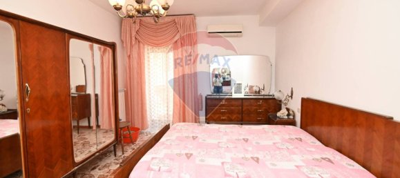 4 bedrooms House in Caltagirone, Italy No. 215357 16