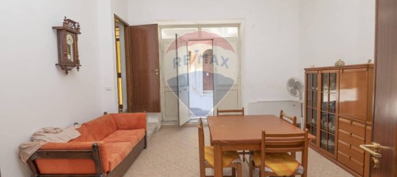 4 bedrooms House in Caltagirone, Italy No. 215357 11