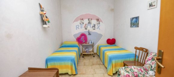 4 bedrooms House in Caltagirone, Italy No. 215357 25