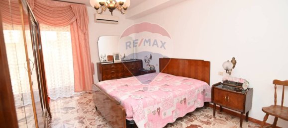 4 bedrooms House in Caltagirone, Italy No. 215357 15