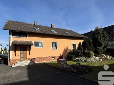 8 rooms House in Schwandorf, Germany No. 57468