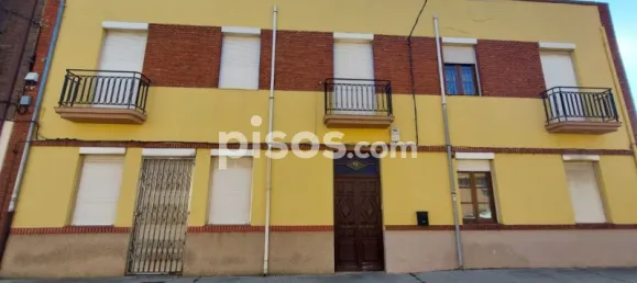 Casa de 3 dormitorios en León, Spain No. 61158 2