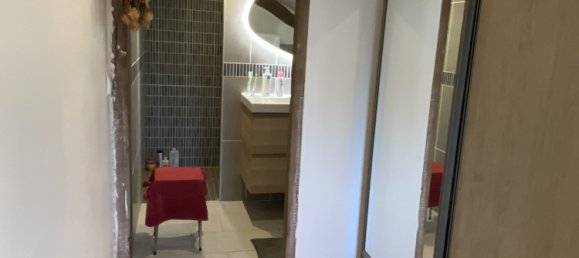 4 Schlafzimmer Haus in Vineuil, France, Nr. 76985 9