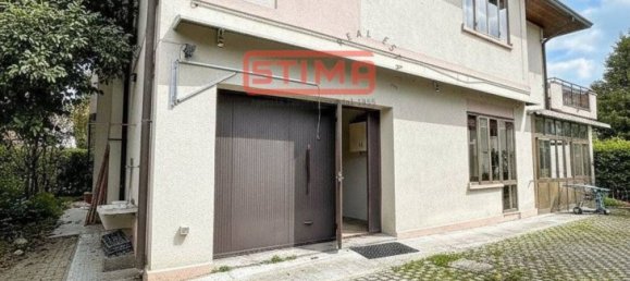 10 bedrooms Villa in Treviso, Italy No. 320966 2