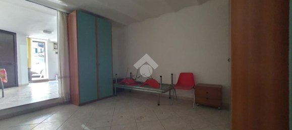 Apartamento de 4 habitaciónes en Palermo, Italy No. 7543 9