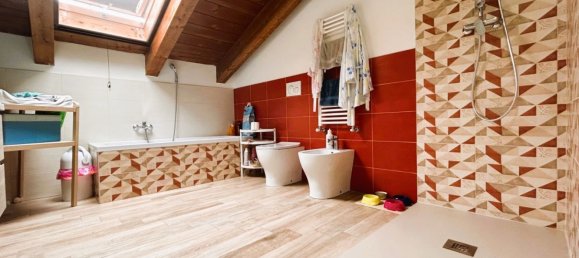 6 rooms Duplex in Baldissero Torinese, Italy No. 188065 21