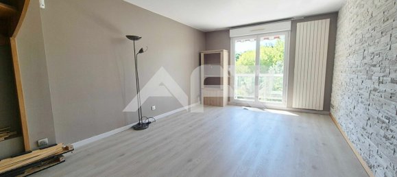 Dúplex de 2 dormitorios en Chatou, France No. 347058 3