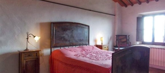 10-salle Maison à Borgo San Lorenzo, Italy No. 237364 10