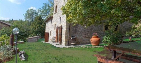 10-salle Maison à Borgo San Lorenzo, Italy No. 237364 3