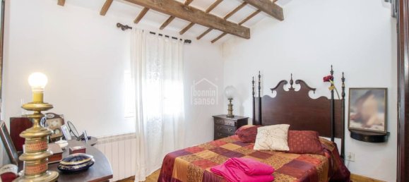 4 bedrooms House in Mahon, Spain No. 10602 2