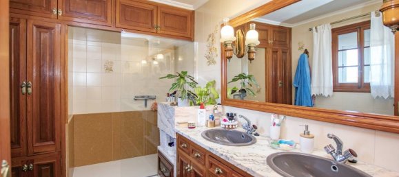 4 bedrooms House in Mahon, Spain No. 10602 13