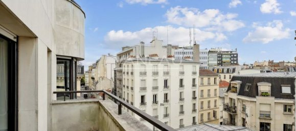 1 bedroom Apartment in Paris, France No. 344557 9